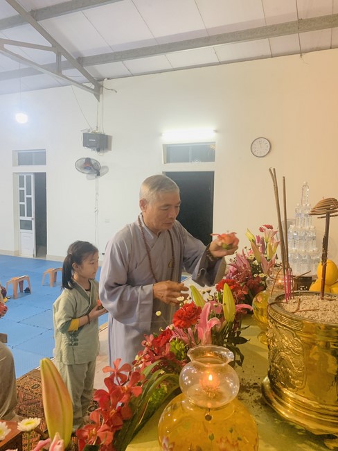 Repentant Ceremony, Taking Three-Jewel Refuge, commemoration of Shakyamuni Buddha of entering Nirvana at Dong Cao pagoda, Thanh Hoa