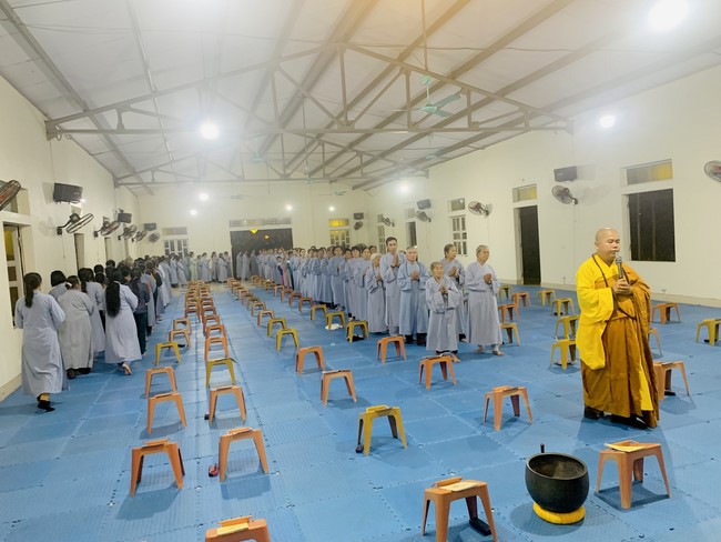 Repentant Ceremony, Taking Three-Jewel Refuge, commemoration of Shakyamuni Buddha of entering Nirvana at Dong Cao pagoda, Thanh Hoa