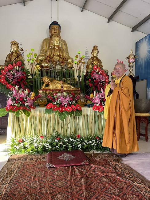 Repentant Ceremony, Taking Three-Jewel Refuge, commemoration of Shakyamuni Buddha of entering Nirvana at Dong Cao pagoda, Thanh Hoa