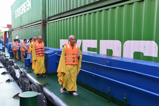 Peace Praying Ritual to Cat Lai Giang Nam TERMINA Huong Duong Trading and Service Co., Ltd by Charity Board