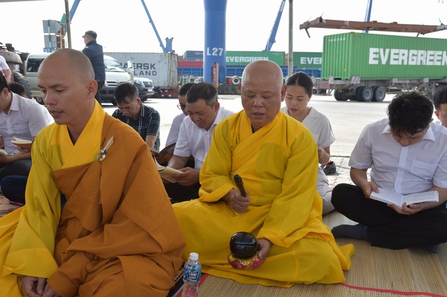 Peace Praying Ritual to Cat Lai Giang Nam TERMINA Huong Duong Trading and Service Co., Ltd by Charity Board