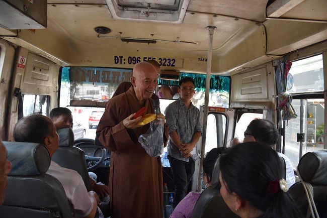The rite praying for rebirth and giving gifts to the Blind in Tay Ninh