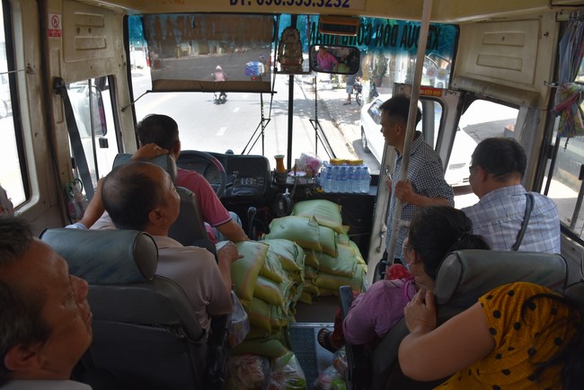 The rite praying for rebirth and giving gifts to the Blind in Tay Ninh
