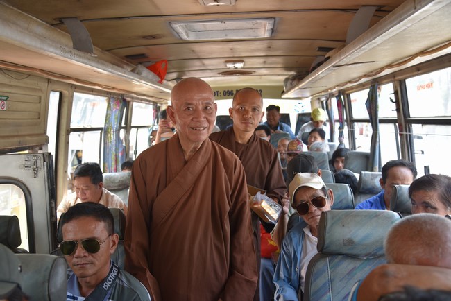 The rite praying for rebirth and giving gifts to the Blind in Tay Ninh