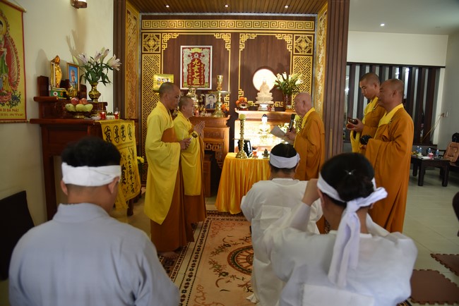 The rite praying for rebirth and giving gifts to the Blind in Tay Ninh