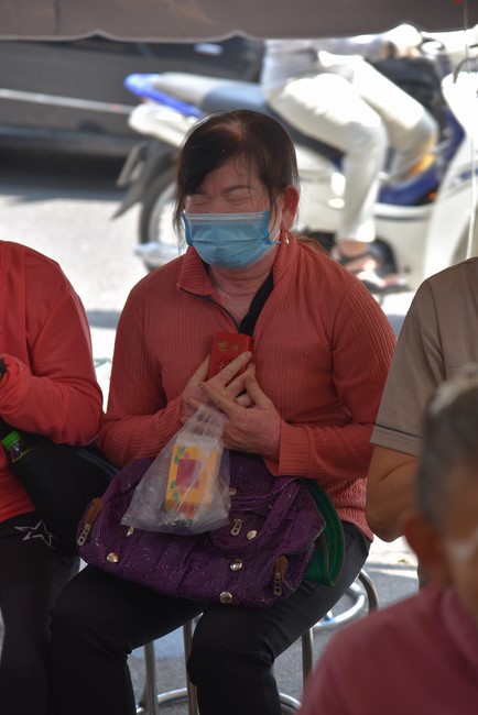 The rite praying for rebirth and giving gifts to the Blind in Tay Ninh