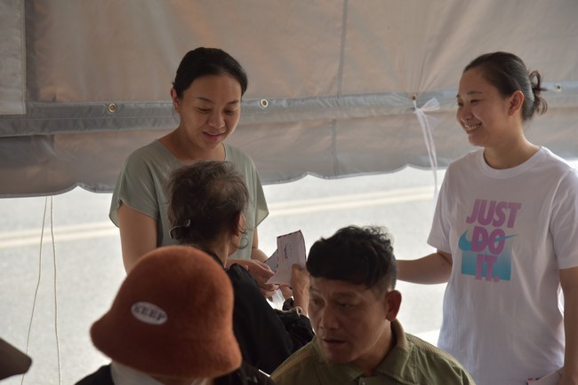 The rite praying for rebirth and giving gifts to the Blind in Tay Ninh