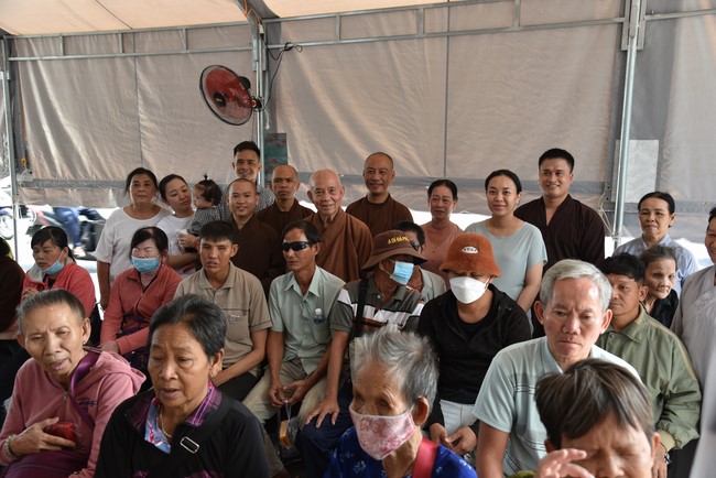 The rite praying for rebirth and giving gifts to the Blind in Tay Ninh