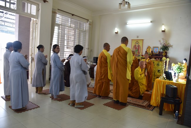 The rite praying for rebirth and giving gifts to the Blind in Tay Ninh