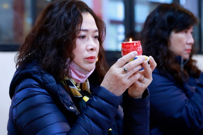 Chùa Linh Ẩn – Đài Loan: Xuân Nơi Xứ Người