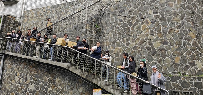 Chùa Linh Ẩn – Đài Loan: Xuân Nơi Xứ Người