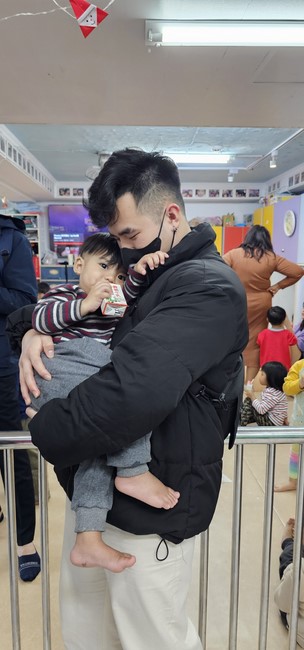 Chùa Linh Ẩn – Đài Loan: Xuân Nơi Xứ Người