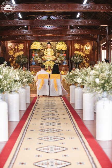 Wedding Ceremony at the pagoda