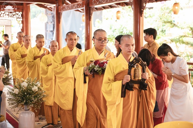 Wedding Ceremony at the pagoda