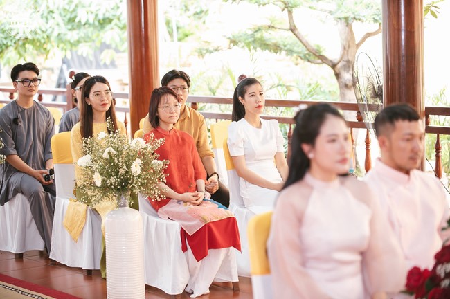 Wedding Ceremony at the pagoda
