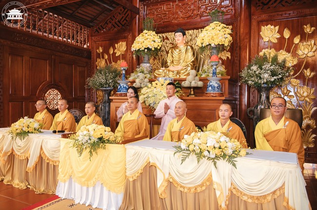 Wedding Ceremony at the pagoda
