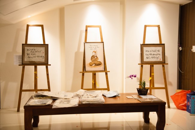 Retreat Listen to understand, see clearly to love  of Plum Village.