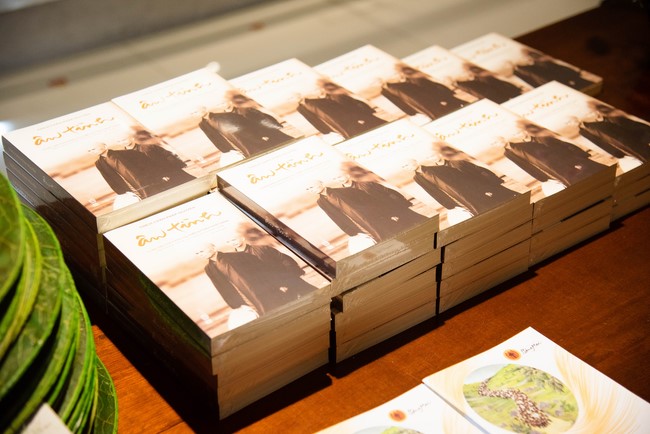 Retreat Listen to understand, see clearly to love  of Plum Village.