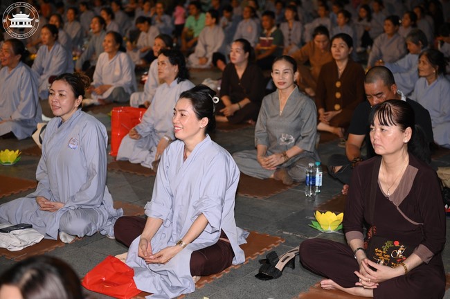 Prostrating the Names Avalokitesvara