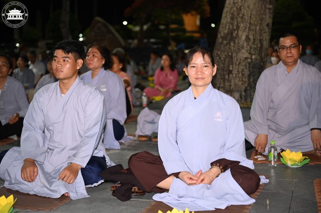 Prostrating the Names Avalokitesvara