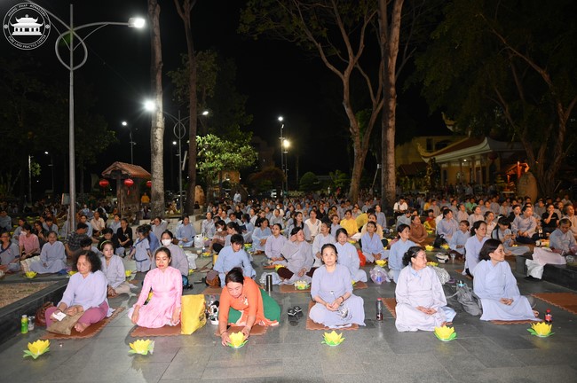Prostrating the Names Avalokitesvara