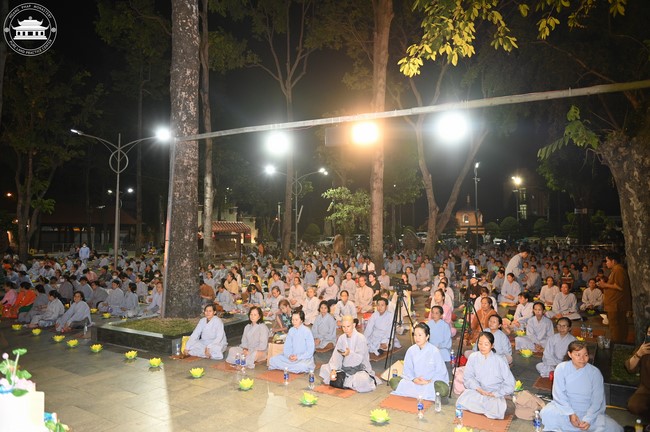 Prostrating the Names Avalokitesvara