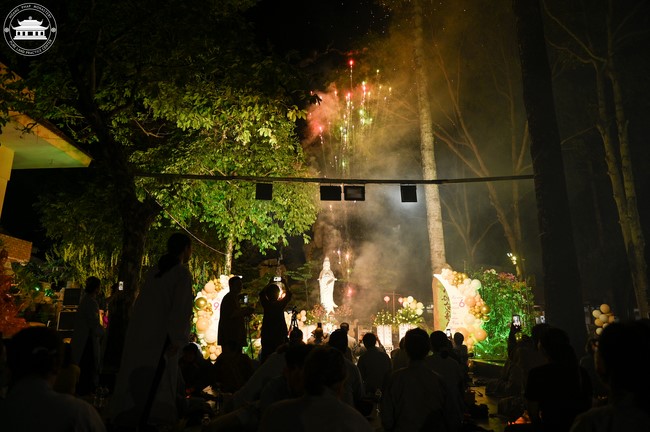 Prostrating the Names Avalokitesvara