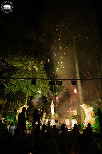 Prostrating the Names Avalokitesvara