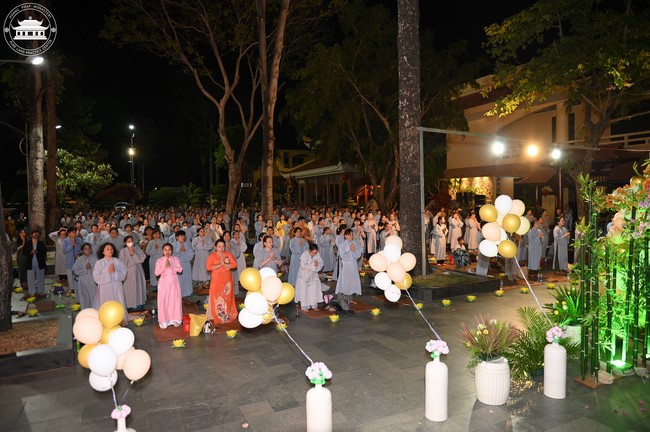 Prostrating the Names Avalokitesvara