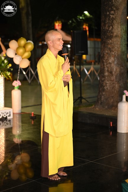 Prostrating the Names Avalokitesvara