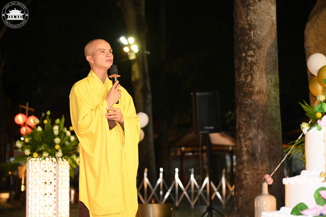 Prostrating the Names Avalokitesvara