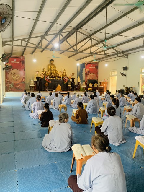 One - Day Practice at Dong Cao pagoda, Thanh Hoa