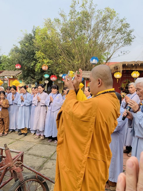 One - Day Practice at Dong Cao pagoda, Thanh Hoa
