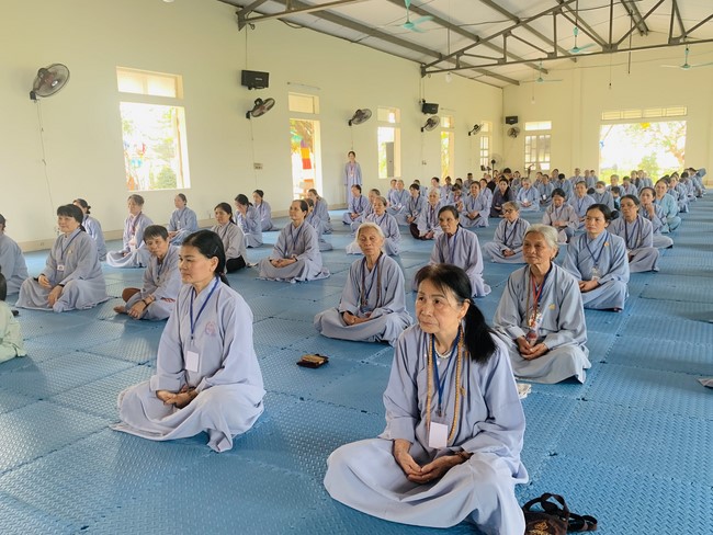 One - Day Practice at Dong Cao pagoda, Thanh Hoa