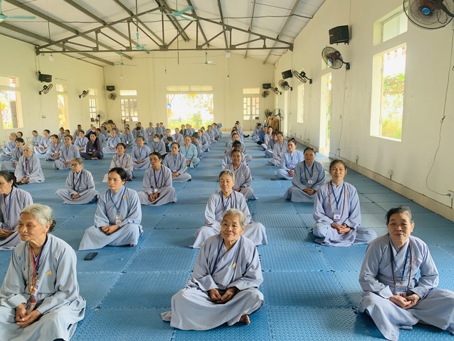 One - Day Practice at Dong Cao pagoda, Thanh Hoa