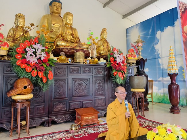 One - Day Practice at Dong Cao pagoda, Thanh Hoa