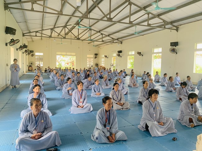 One - Day Practice at Dong Cao pagoda, Thanh Hoa