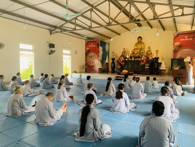 One - Day Practice at Dong Cao pagoda, Thanh Hoa