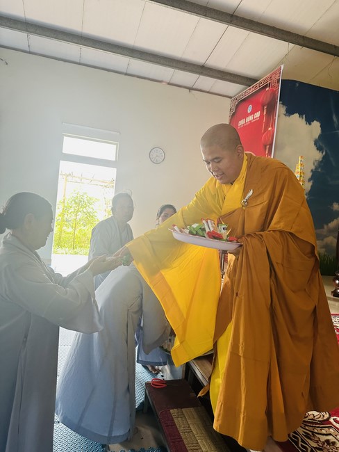One - Day Practice at Dong Cao pagoda, Thanh Hoa