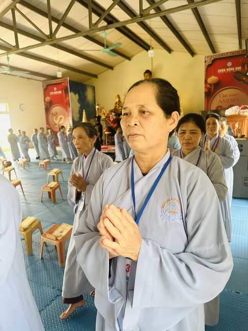 One - Day Practice at Dong Cao pagoda, Thanh Hoa