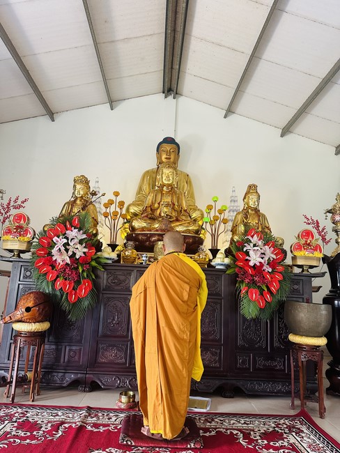 One - Day Practice at Dong Cao pagoda, Thanh Hoa