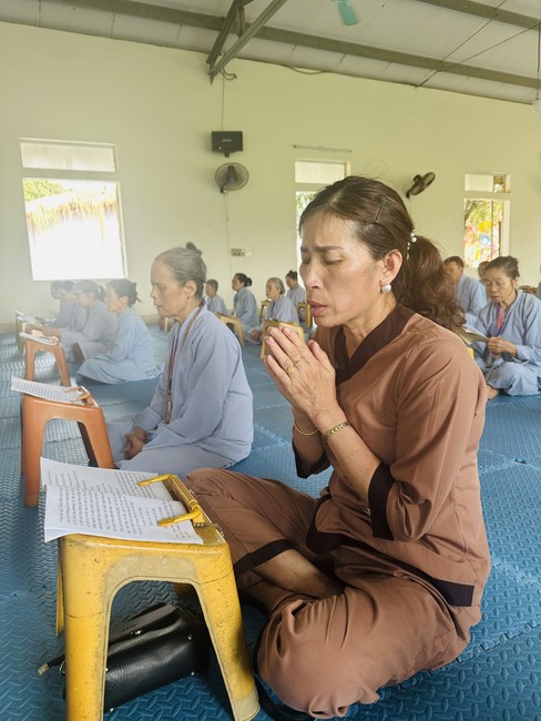 One - Day Practice at Dong Cao pagoda, Thanh Hoa