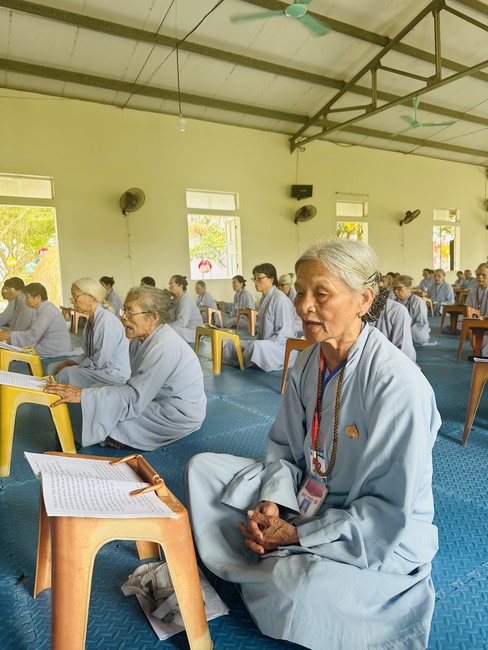 One - Day Practice at Dong Cao pagoda, Thanh Hoa