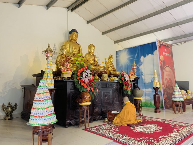 One - Day Practice at Dong Cao pagoda, Thanh Hoa