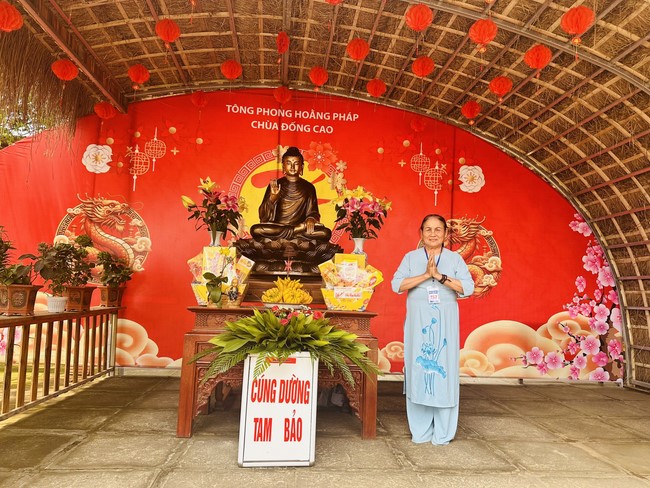 One - Day Practice at Dong Cao pagoda, Thanh Hoa
