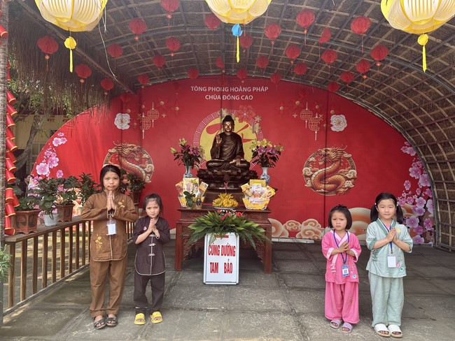 One - Day Practice at Dong Cao pagoda, Thanh Hoa