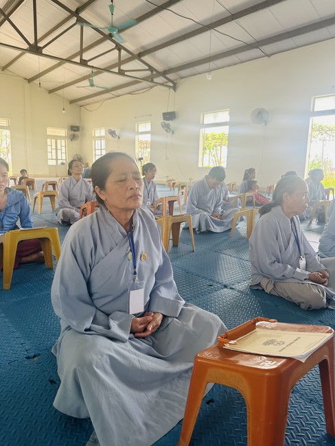 One - Day Practice at Dong Cao pagoda, Thanh Hoa