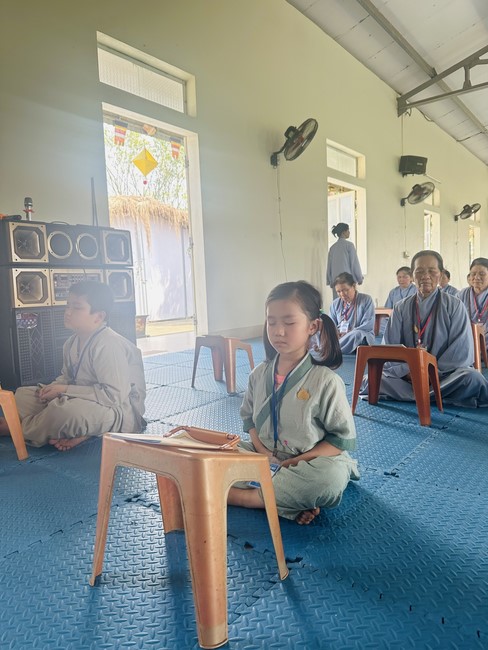 One - Day Practice at Dong Cao pagoda, Thanh Hoa