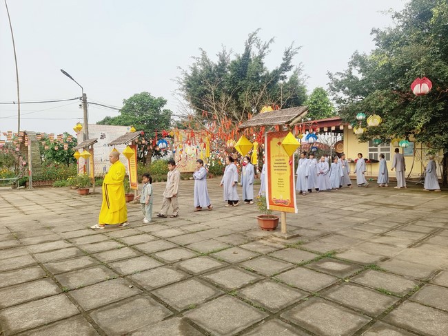 One - Day Practice at Dong Cao pagoda, Thanh Hoa