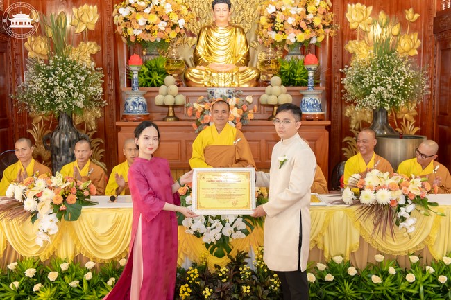 Wedding Ceremony at the pagoda